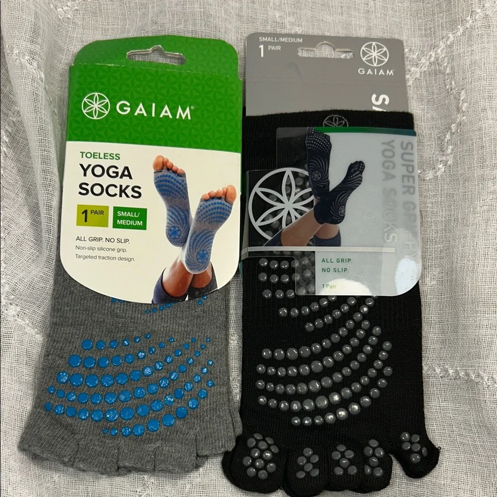 NWT Gaiam grippy yoga socks bundle of 2